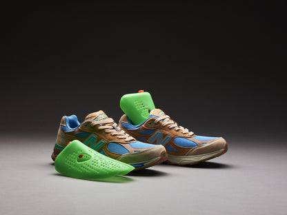 Fragrance Shoe Tree - Vibrant Green