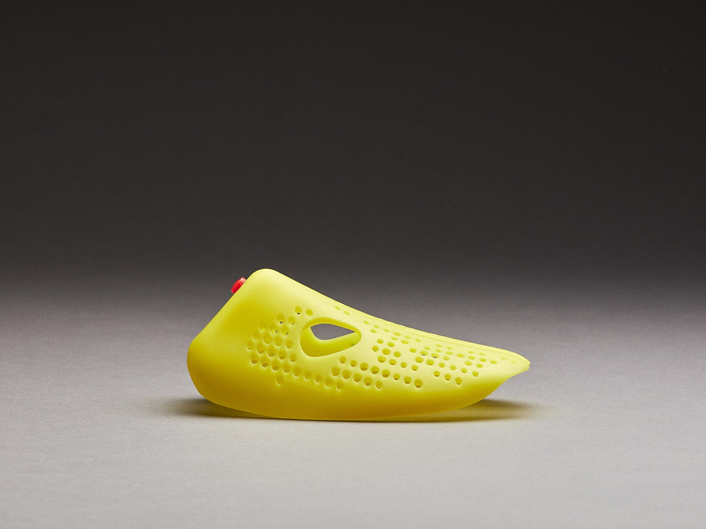 Fragrance Shoe Tree - Vibrant Yellow
