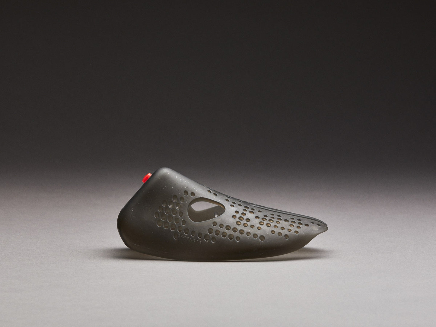 Fragrance Shoe Tree - Smokey Grey
